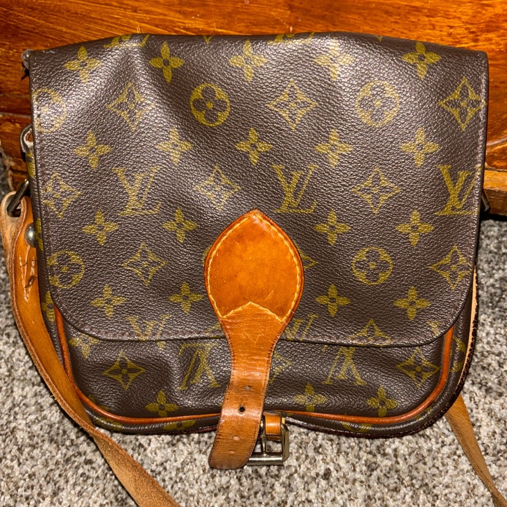 Louis Vuitton shoulder bag